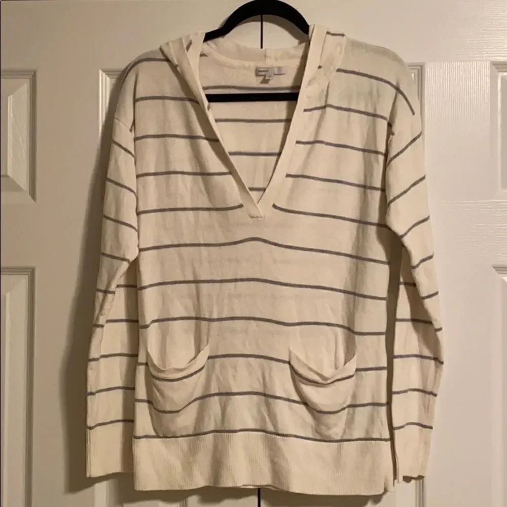 Gap Body Ivory & Grey Striped V Neck Hooded Pullover Sweater Size Large